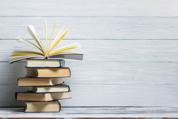 靠劳动成功的名人事例有哪些？