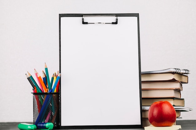 现实倒车入库最简单又准的方法