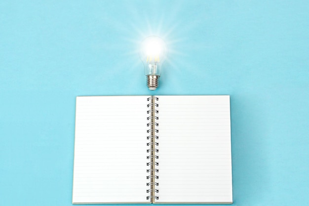 长方形电子闹钟怎么设置