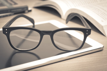 公司高层管理人员岗位职责